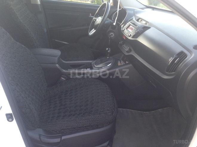 Kia Sportage 2010, 135,000 km - 2.0 l - Bakı