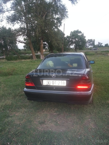 Mercedes C 200 1999, 28,000 km - 2.0 l - Xaçmaz