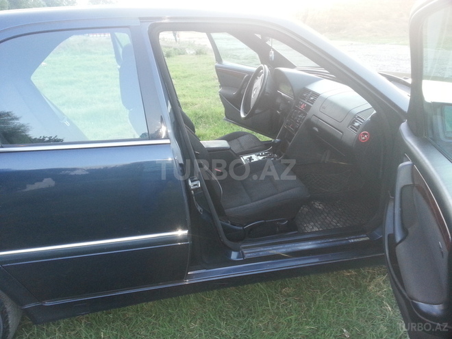 Mercedes C 200 1999, 28,000 km - 2.0 l - Xaçmaz