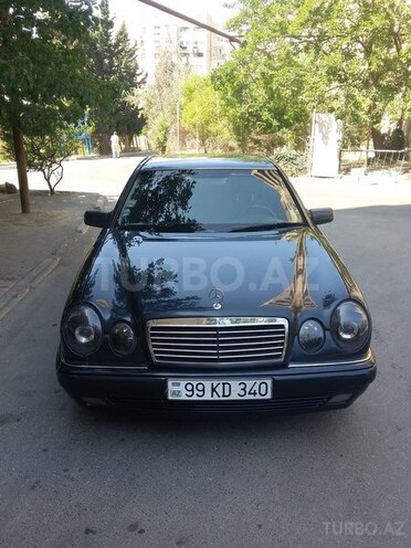 Mercedes E 240 1999, 75,000 km - 2.4 l - Bakı