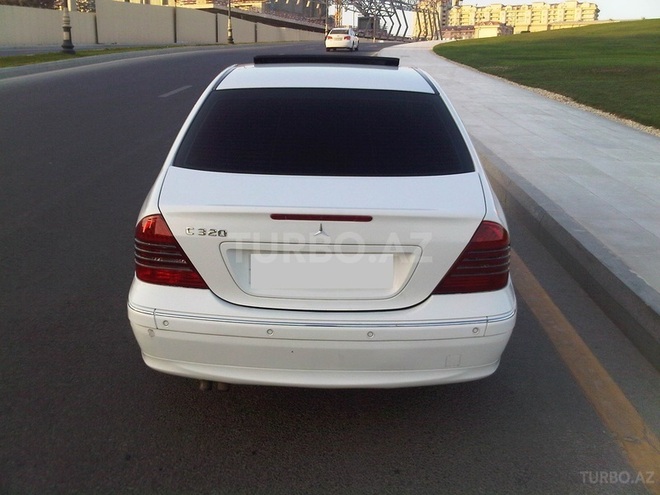 Mercedes C 320 2001, 172,548 km - 3.2 л - Bakı