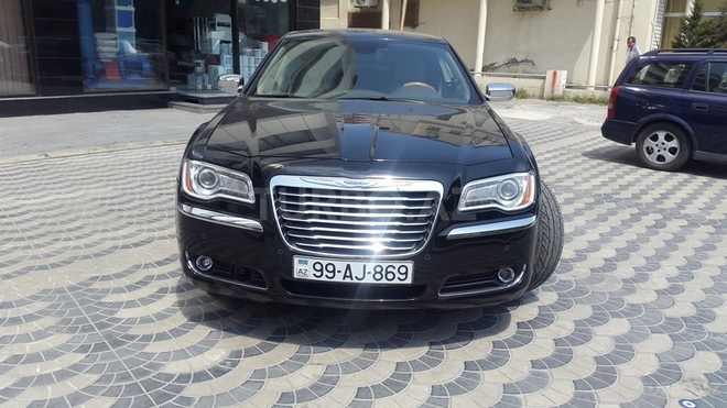 Chrysler 300C 2012, 48,000 km - 3.6 l - Bakı