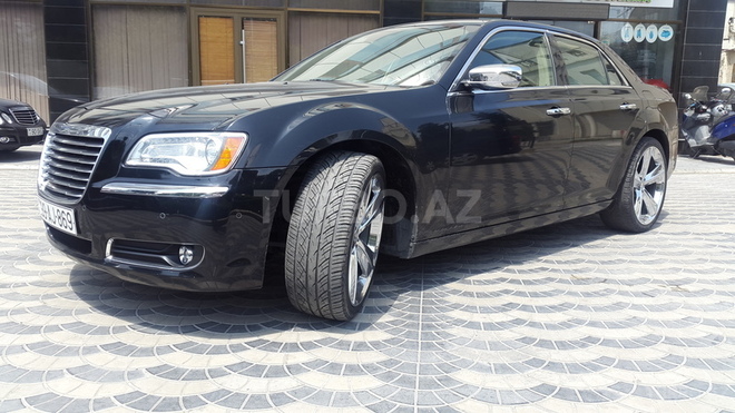 Chrysler 300C 2012, 48,000 km - 3.6 l - Bakı