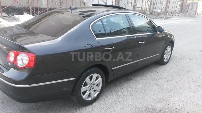 Volkswagen Passat 2005, 157,000 km - 2.0 l - Bakı