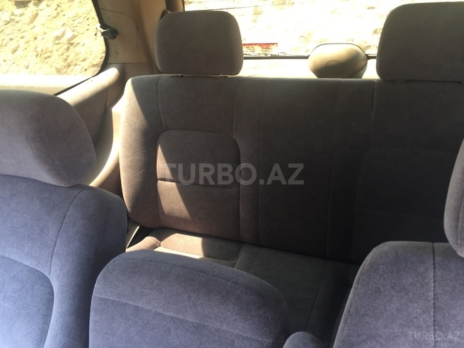 Kia Carnival 2001, 149,000 km - 2.5 l - Bakı