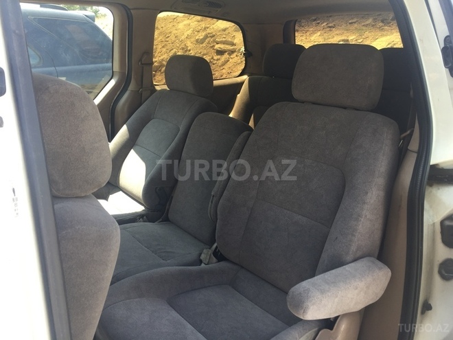 Kia Carnival 2001, 149,000 km - 2.5 l - Bakı