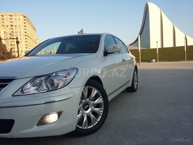 Hyundai Genesis 2010, 131,000 km - 3.8 l - Bakı