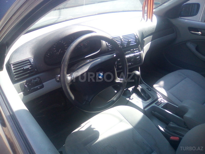 BMW 318 2002, 211,182 km - 2.0 l - Sumqayıt