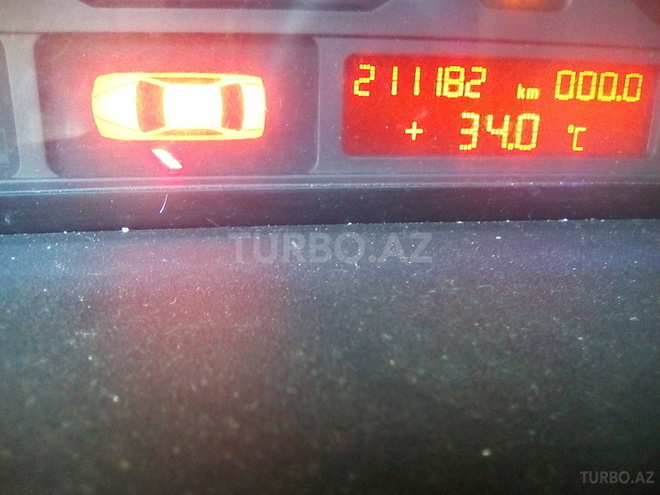 BMW 318 2002, 211,182 km - 2.0 l - Sumqayıt