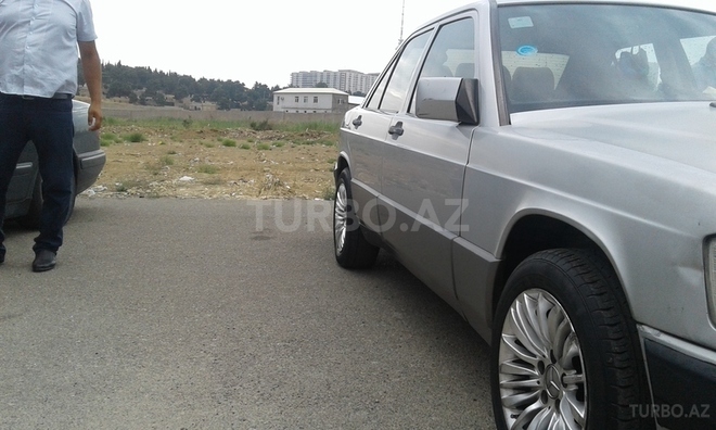 Mercedes 190 1989, 259,000 km - 2.0 л - Bakı