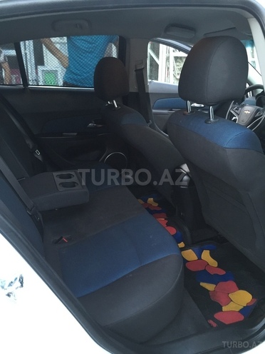 Chevrolet Cruze 2012, 109,000 km - 1.6 л - Ucar