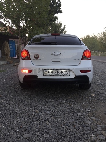 Chevrolet Cruze 2012, 109,000 km - 1.6 л - Ucar