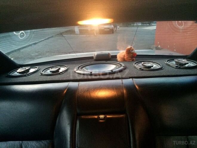 Mercedes E 230 1996, 337,000 km - 2.3 l - Sumqayıt