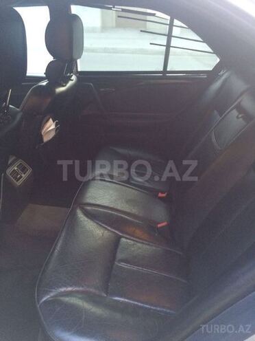 Mercedes E 230 1996, 337,000 km - 2.3 l - Sumqayıt