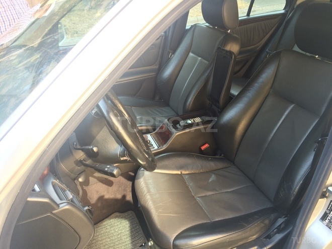Mercedes E 320 2000, 230,603 km - 3.2 l - Bakı