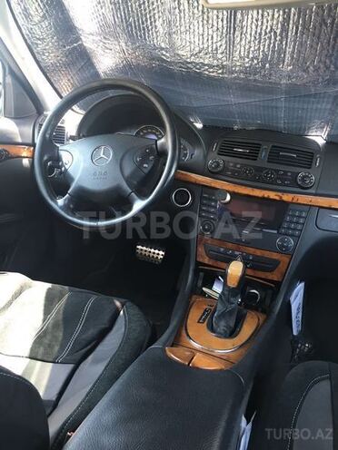Mercedes E 220 2002, 245,000 km - 0.3 l - Bakı