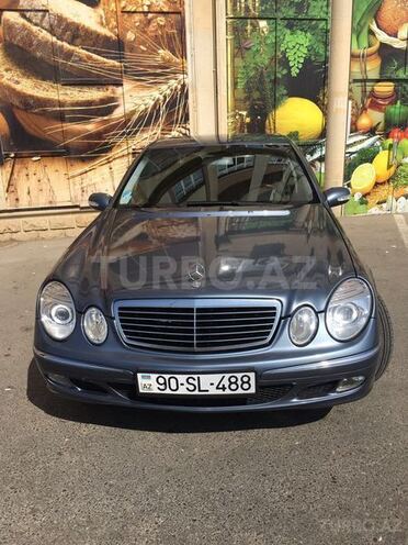 Mercedes E 220 2002, 245,000 km - 0.3 l - Bakı