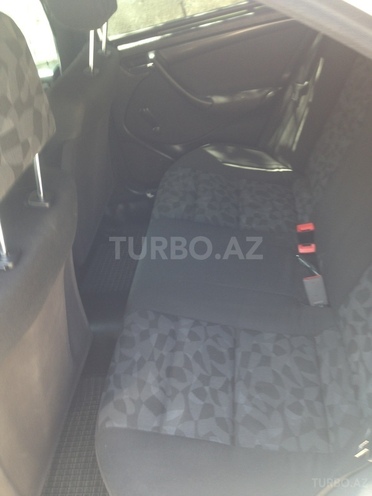 Mercedes C 220 1999, 146,123 km - 2.2 l - Bakı