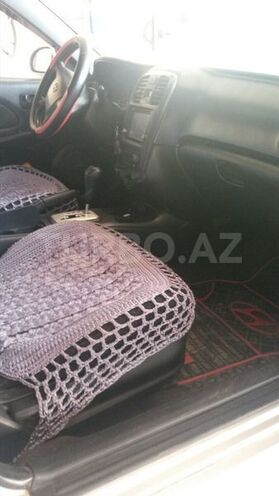Hyundai Sonata 2004, 203,000 km - 2.0 l - Quba