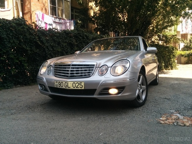 Mercedes E 260 2002, 240,000 km - 2.6 л - Bakı