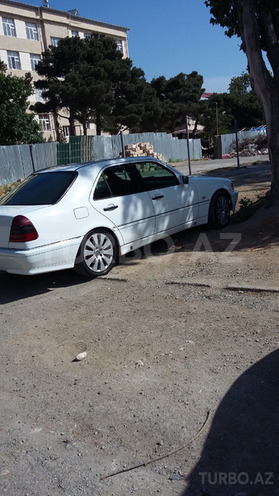 Mercedes C 240 1997, 283,000 km - 2.4 l - Bakı