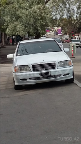 Mercedes C 240 1997, 283,000 km - 2.4 l - Bakı