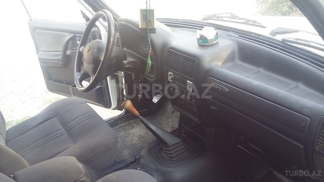 GAZ 3110 2001, 212,000 km - 2.3 l - Sumqayıt