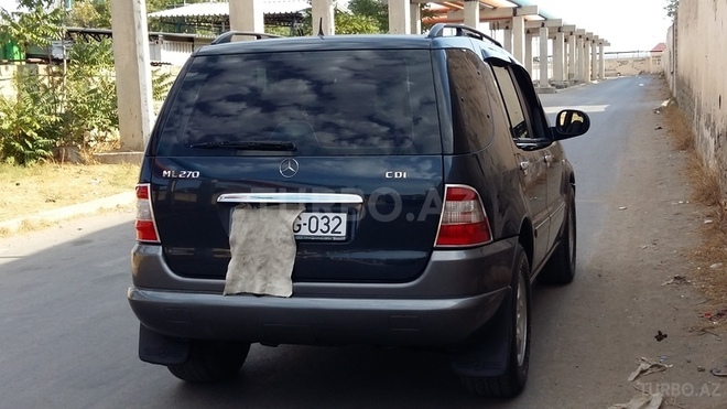 Mercedes ML 270 2001, 258,454 km - 2.7 l - Bakı