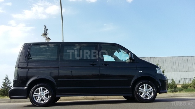 Volkswagen Multivan 2009, 83,000 km - 2.0 л - Bakı