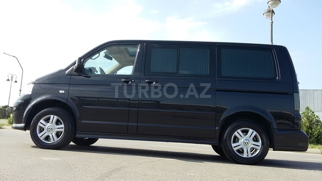 Volkswagen Multivan 2009, 83,000 km - 2.0 л - Bakı