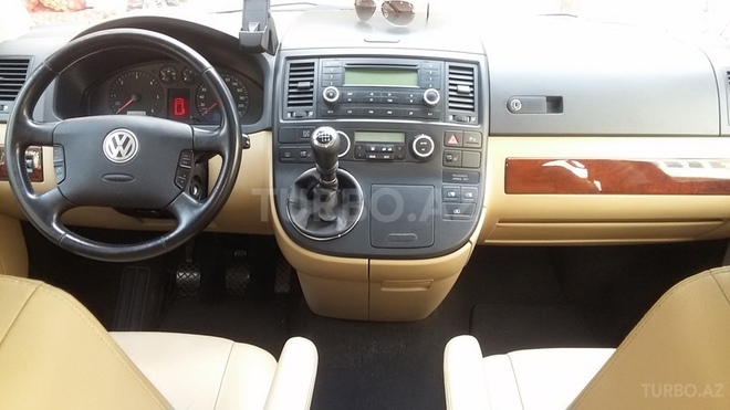 Volkswagen Multivan 2009, 83,000 km - 2.0 л - Bakı