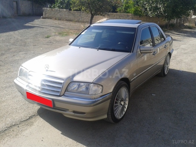 Mercedes C 180 1999, 193,000 km - 1.8 l - Gəncə