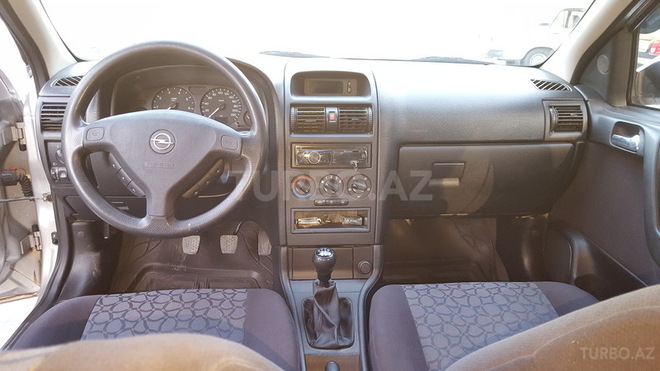 Opel Astra 1999, 228,000 km - 1.6 l - Qax