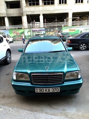Mercedes C 180 1999, 301,000 km - 1.8 l - Bakı