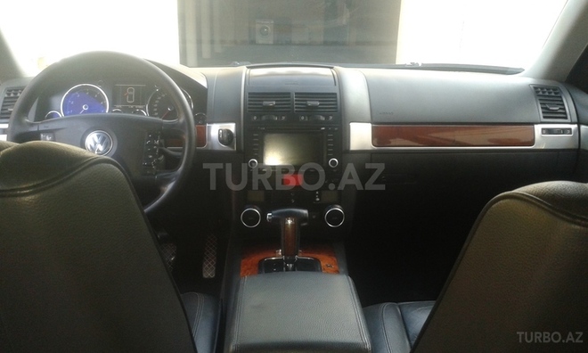 Volkswagen Touareg 2003, 220,000 km - 3.2 l - Göyçay