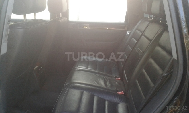 Volkswagen Touareg 2003, 220,000 km - 3.2 l - Göyçay