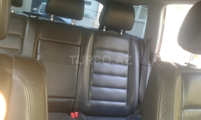 Volkswagen Touareg 2003, 220,000 km - 3.2 l - Göyçay