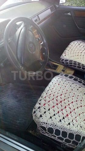 Mercedes E 200 1992, 250,000 km - 2.0 л - Sumqayıt