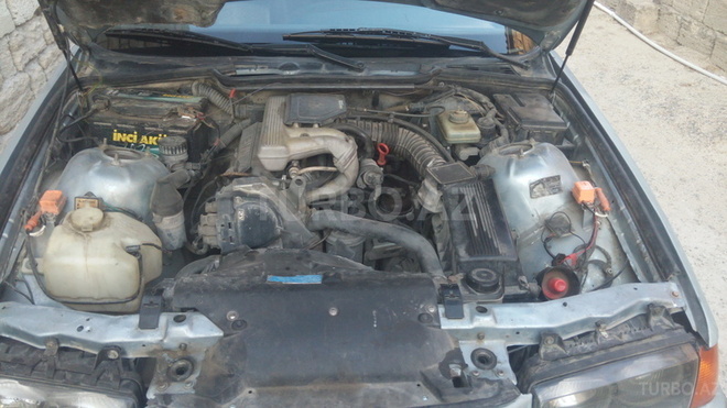 BMW 316 1992, 220,000 km - 1.6 l - Bakı