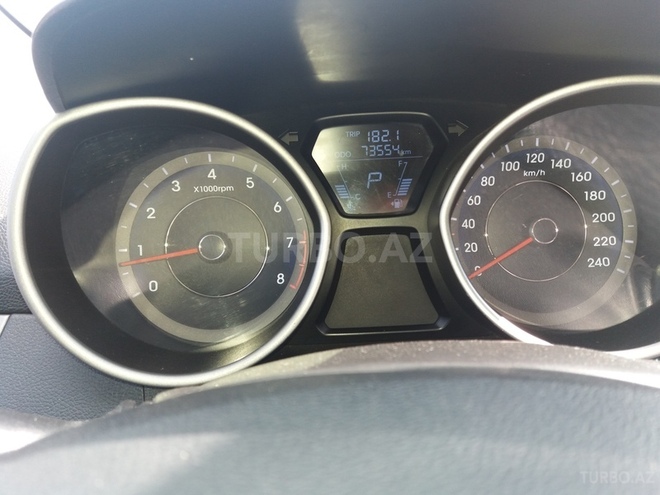 Hyundai Elantra 2011, 73,500 km - 1.8 l - Sumqayıt