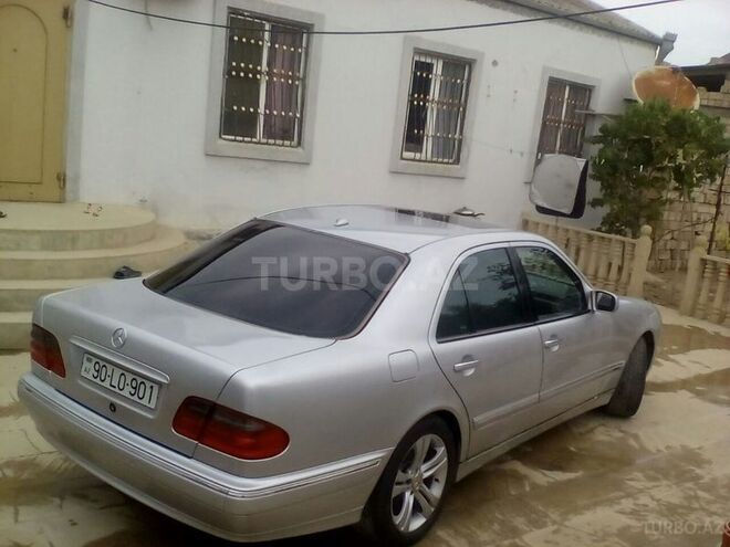 Mercedes E 280 1999, 30,521 km - 2.8 l - Bakı