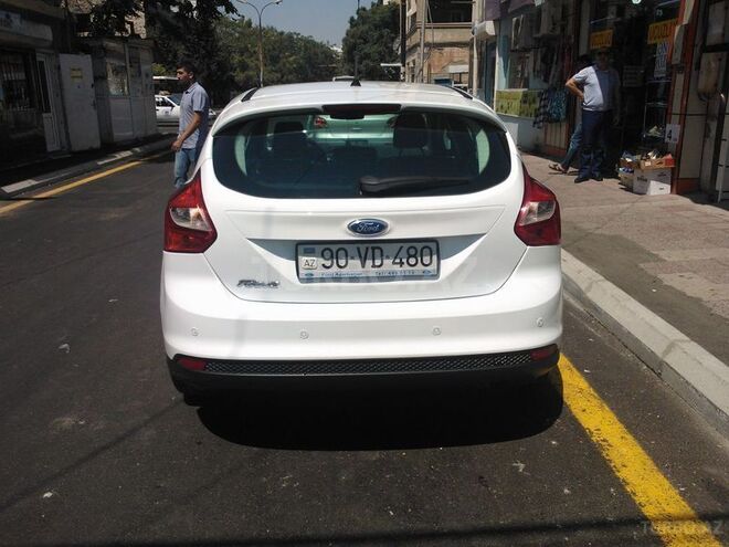 Ford Focus 2013, 75,000 km - 1.6 l - Bakı