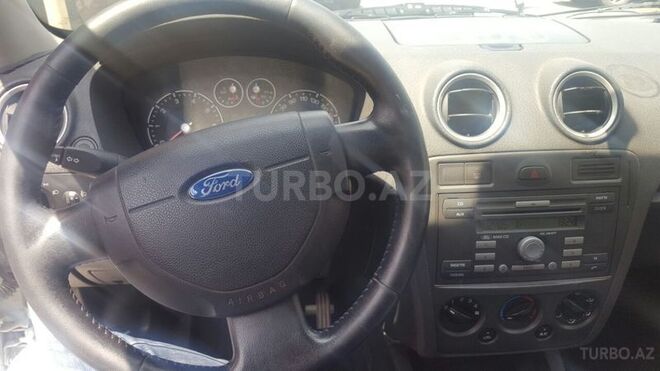 Ford Focus 2006, 145,000 km - 1.6 l - Bakı