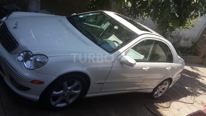 Mercedes C 230 2007, 123,000 km - 2.5 l - Bakı