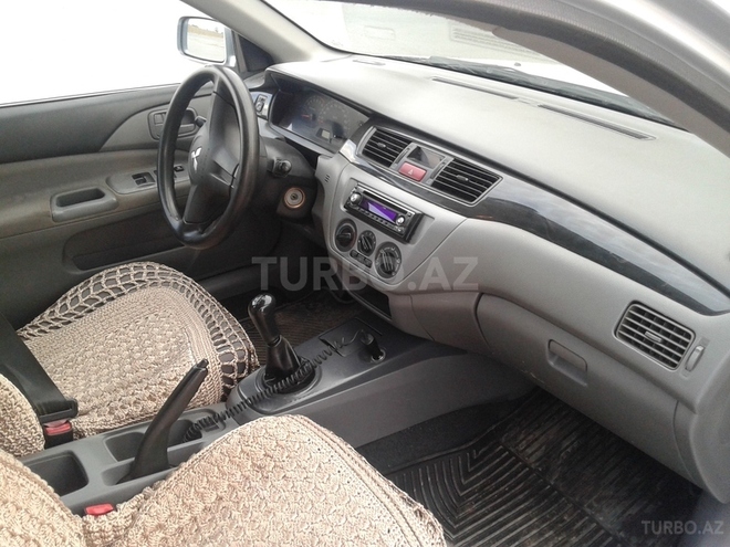 Mitsubishi Lancer 2008, 205,000 km - 1.3 l - Bakı
