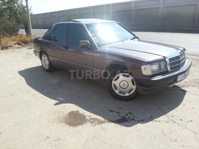 Mercedes 190 1992, 299,782 km - 2.0 л - Bakı