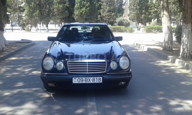 Mercedes E 280 1998, 145,000 km - 2.8 l - Sumqayıt