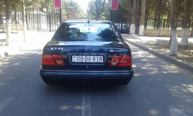 Mercedes E 280 1998, 145,000 km - 2.8 l - Sumqayıt