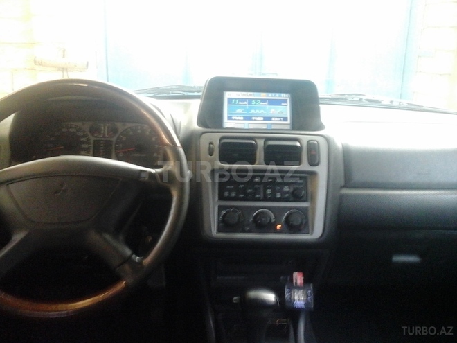 Mitsubishi Pajero io 2000, 177,840 km - 1.8 л - Sumqayıt