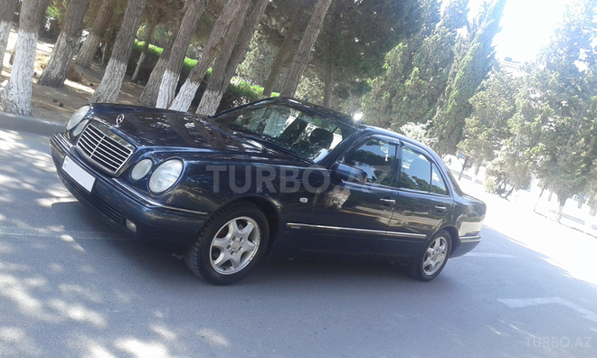 Mercedes E 280 1998, 185,000 km - 2.8 l - Sumqayıt